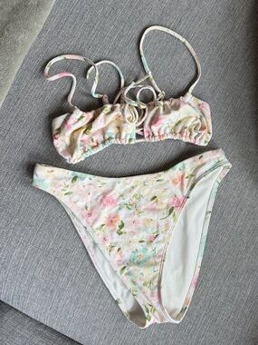 Abercrombie floral bikini